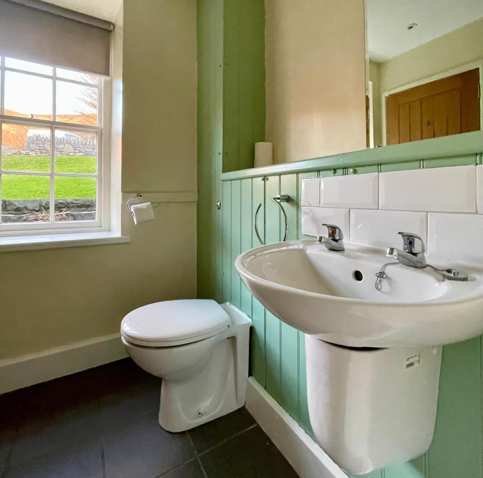 Nant Gwrtheyrn Hotell Llithfaen Exteriör bild