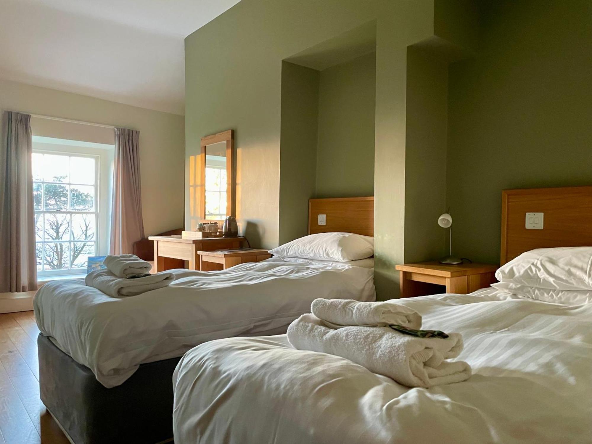 Nant Gwrtheyrn Hotell Llithfaen Exteriör bild