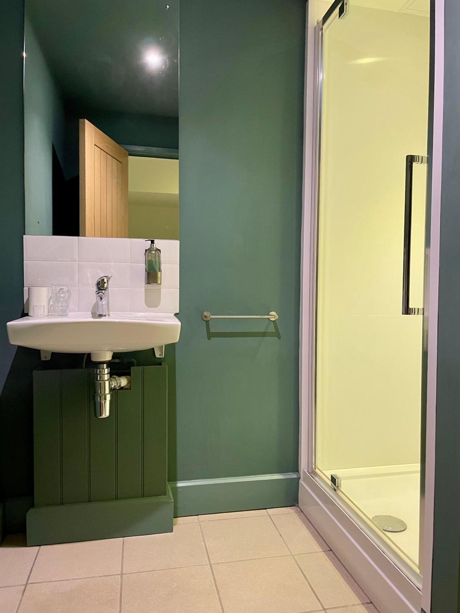 Nant Gwrtheyrn Hotell Llithfaen Exteriör bild
